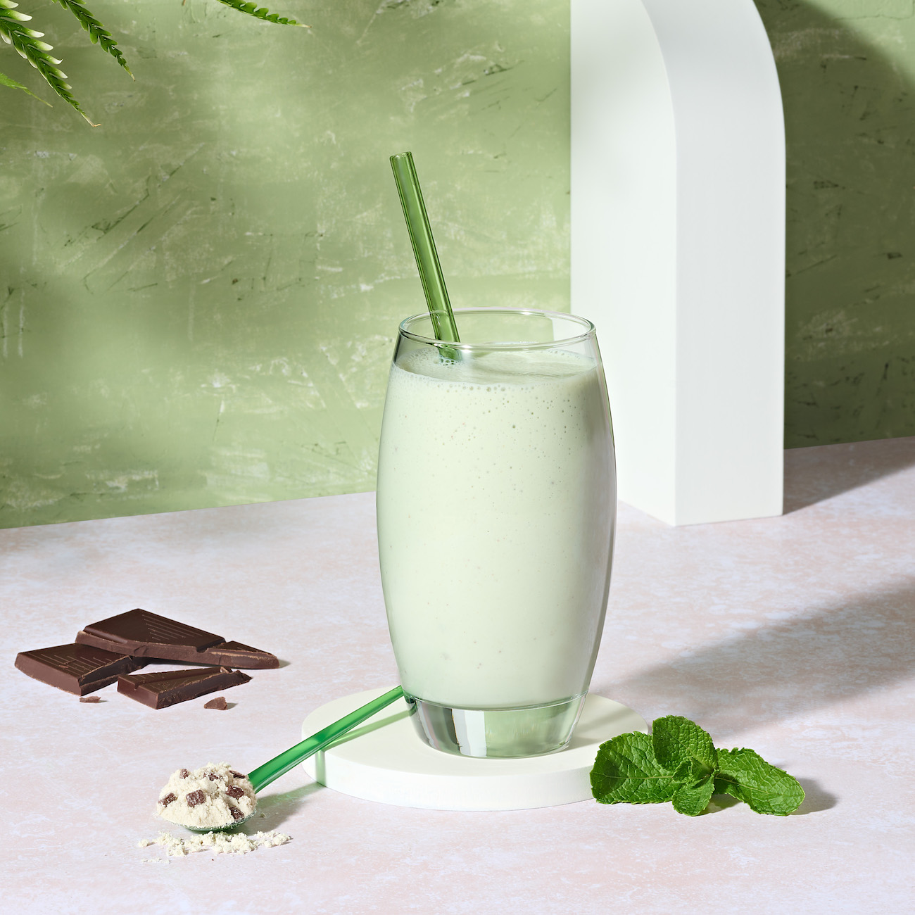 Formula 1 Nutritional Shake Mix Mint & Chocolate 550 g — prepared product