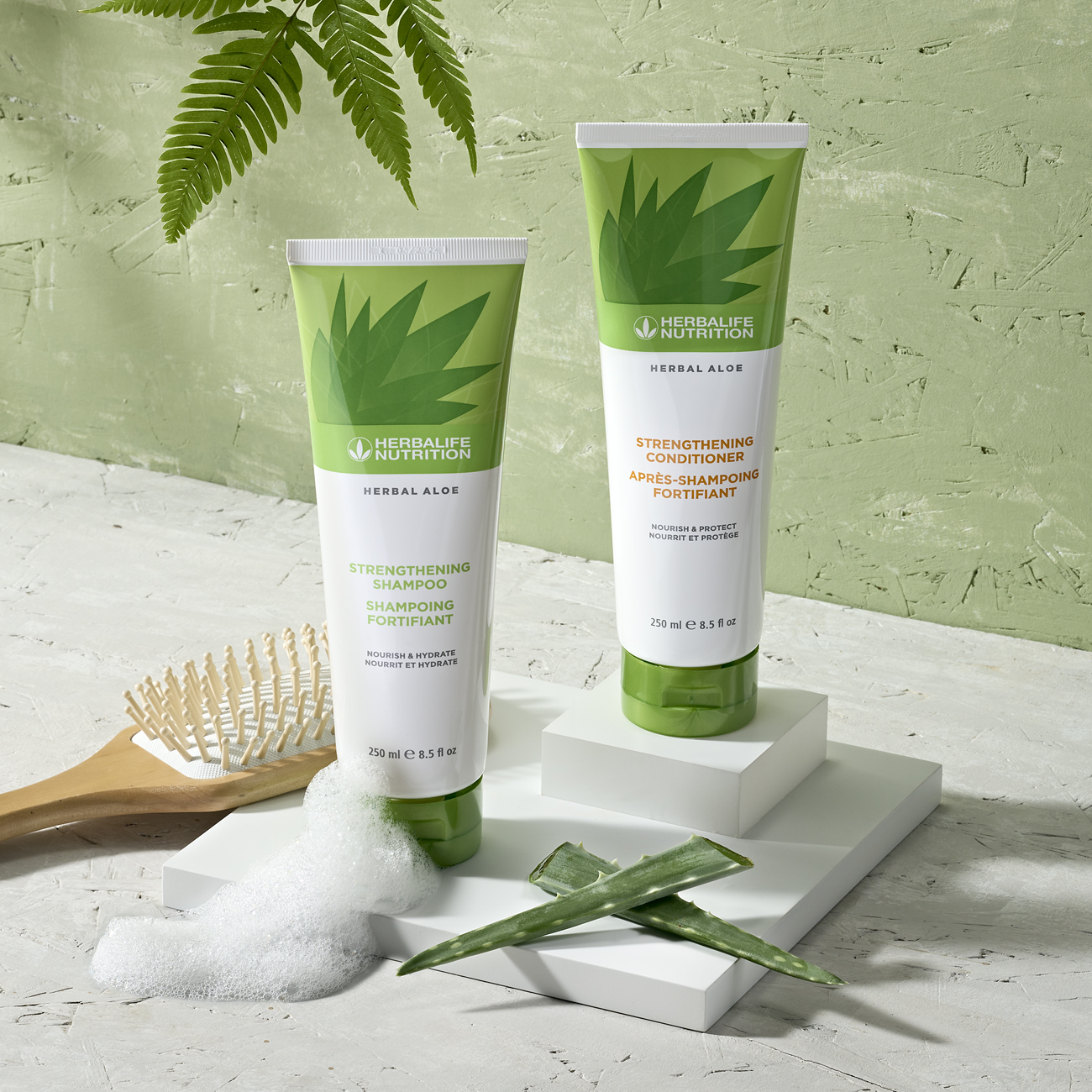 Herbal Aloe Strengthening Shampoo 250 ml — prepared product